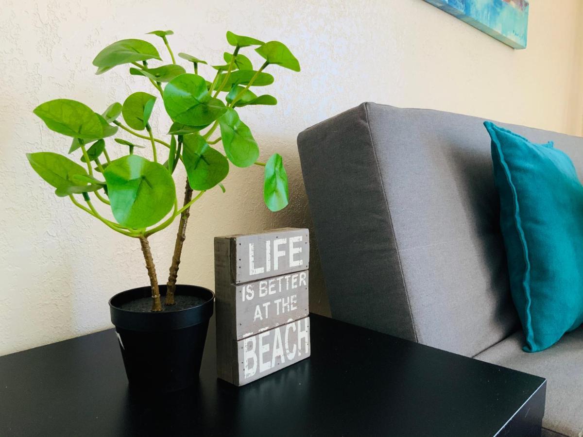 Hollywood Beach Apartments - Walk To The Beach エクステリア 写真