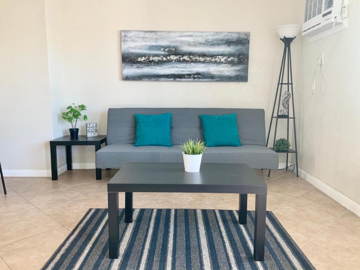 Hollywood Beach Apartments - Walk To The Beach エクステリア 写真